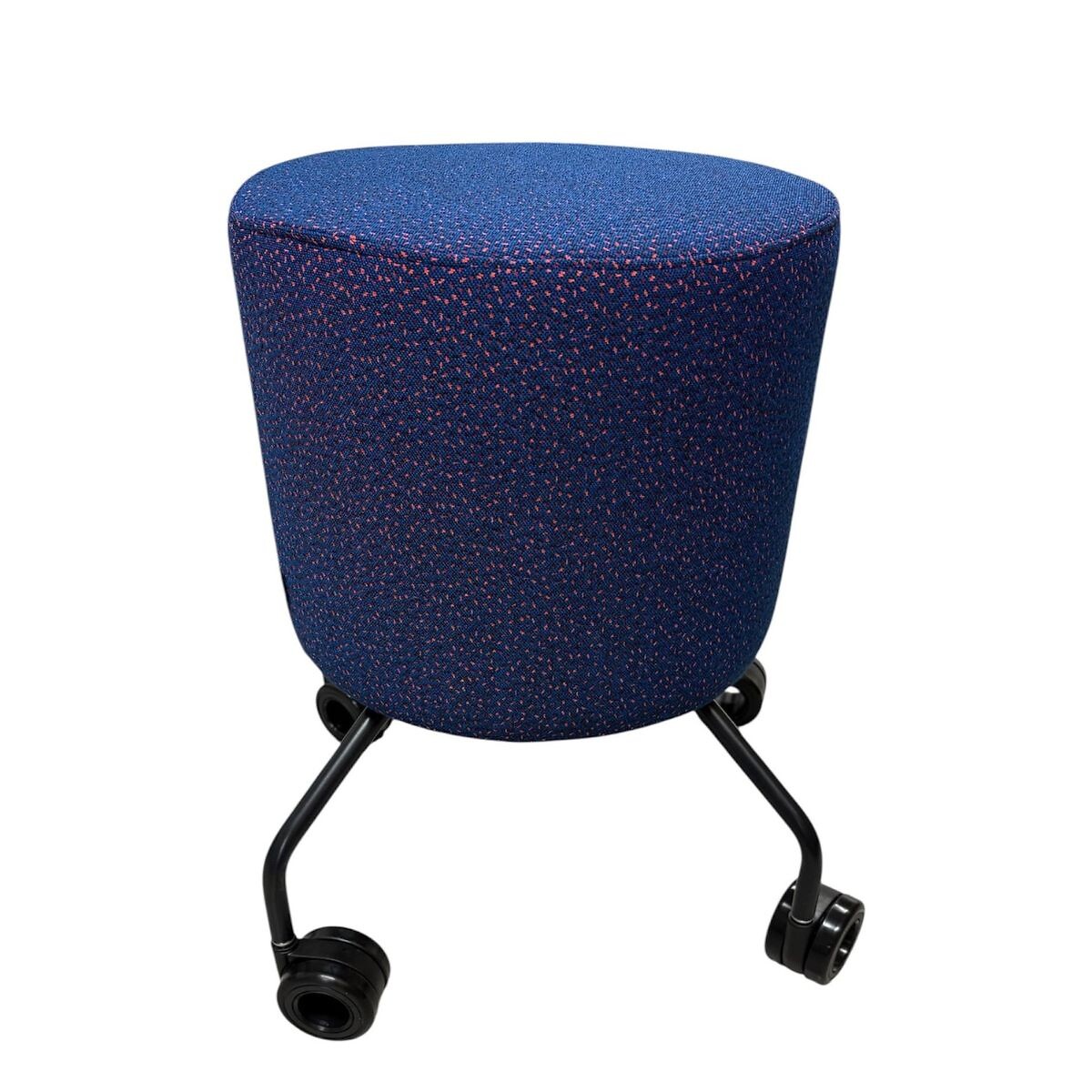 Hocker Drop auf Rollen