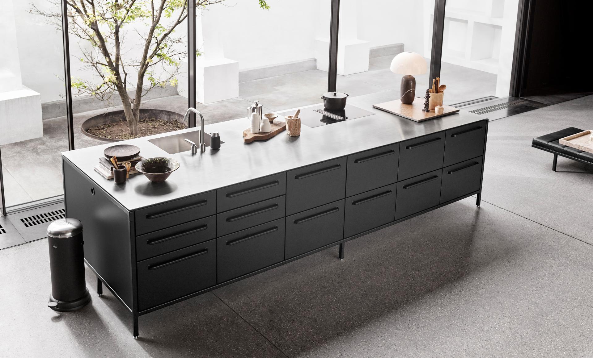 Vipp V1 Küche schwarz