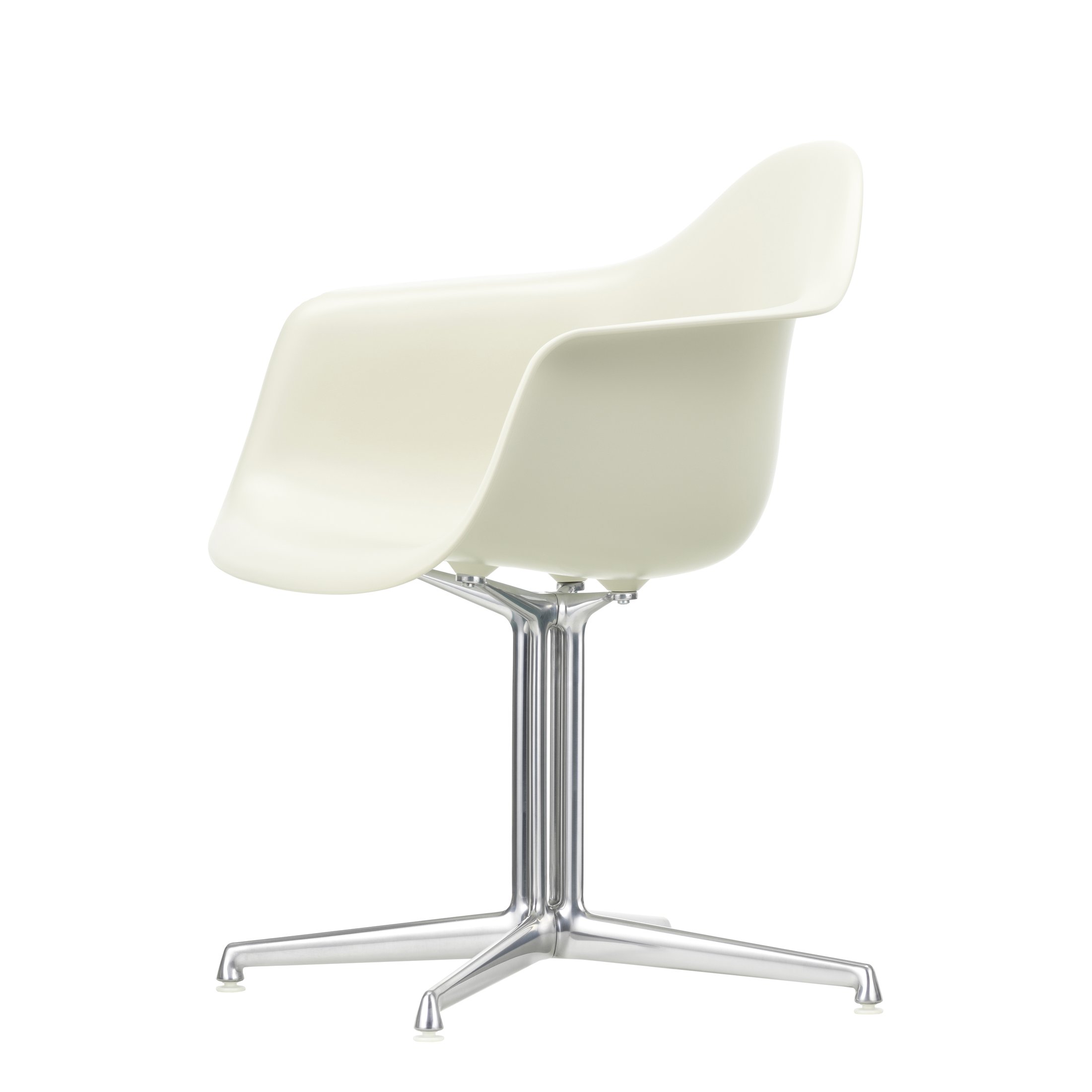 Eames Plastic Armchair RE DAL