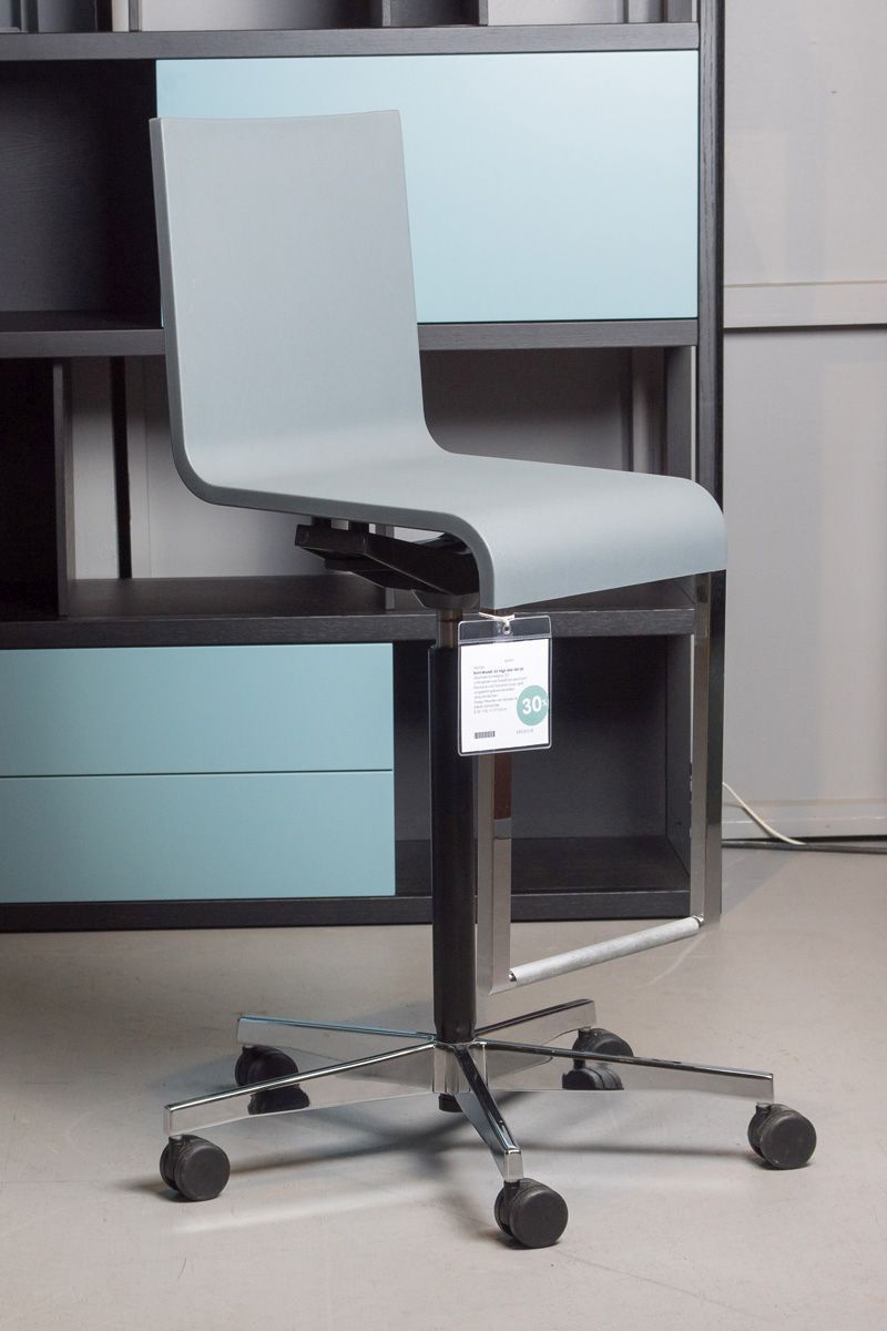 Stuhl Modell .03 High