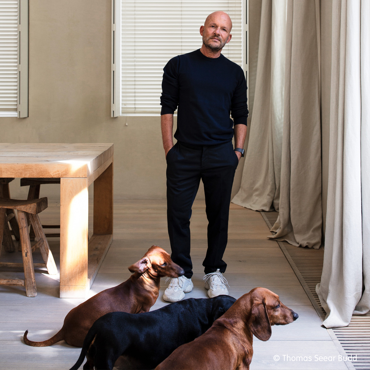 Vincent Van Duysen mit Hunden